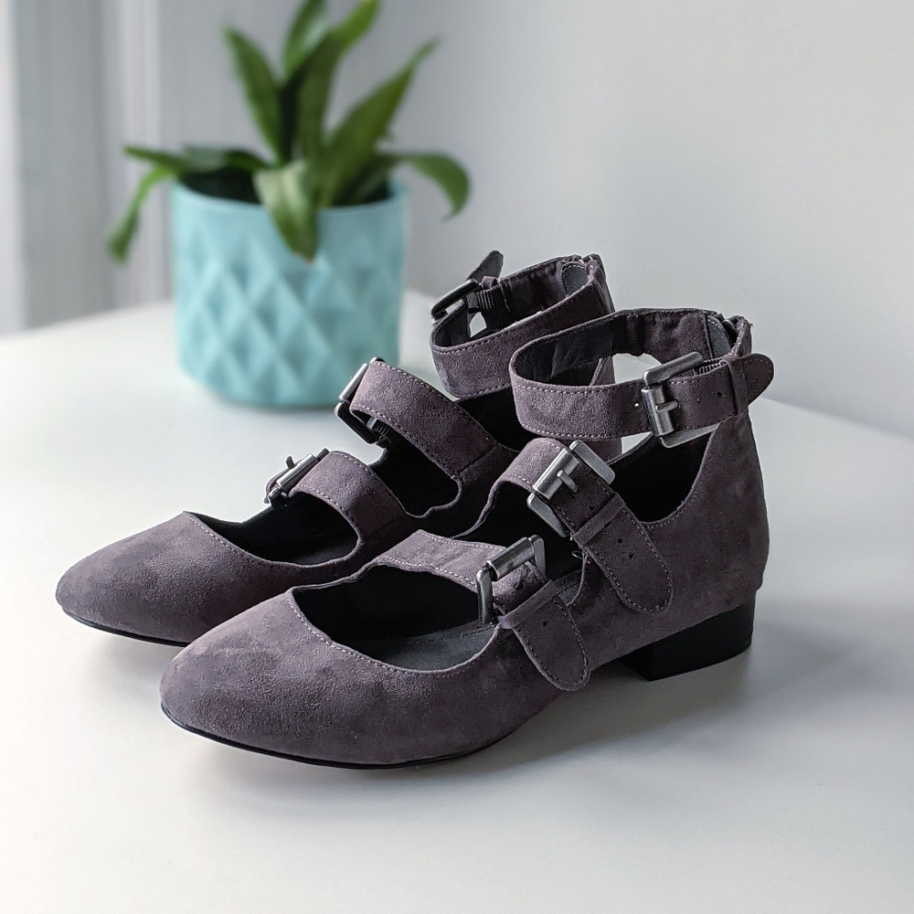 grey faux suede three strap block heel sandals, 8